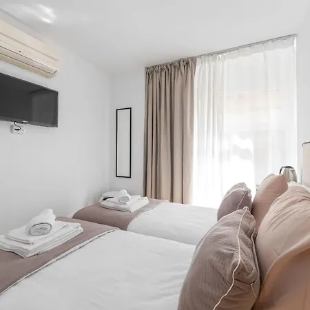 Hotel Plaza America *